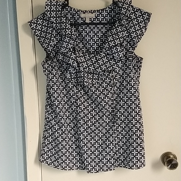 Banana Republic Tops - Banana Republic blouse.